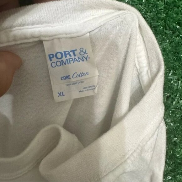 Red and White Short Sleeve Tee with Vintage Graphic jaromir jagr - Picture 2 of 3